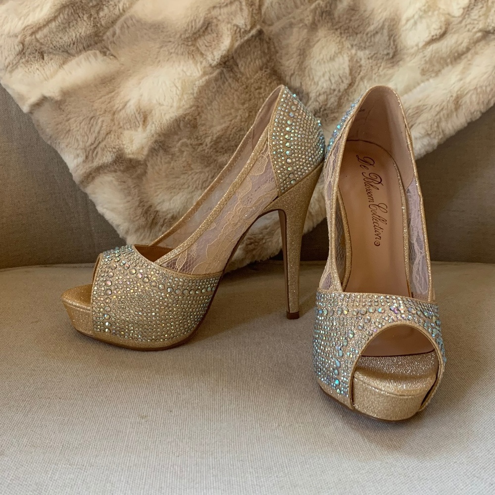 DeBlossom Womens Dressy Party Heels Pumps